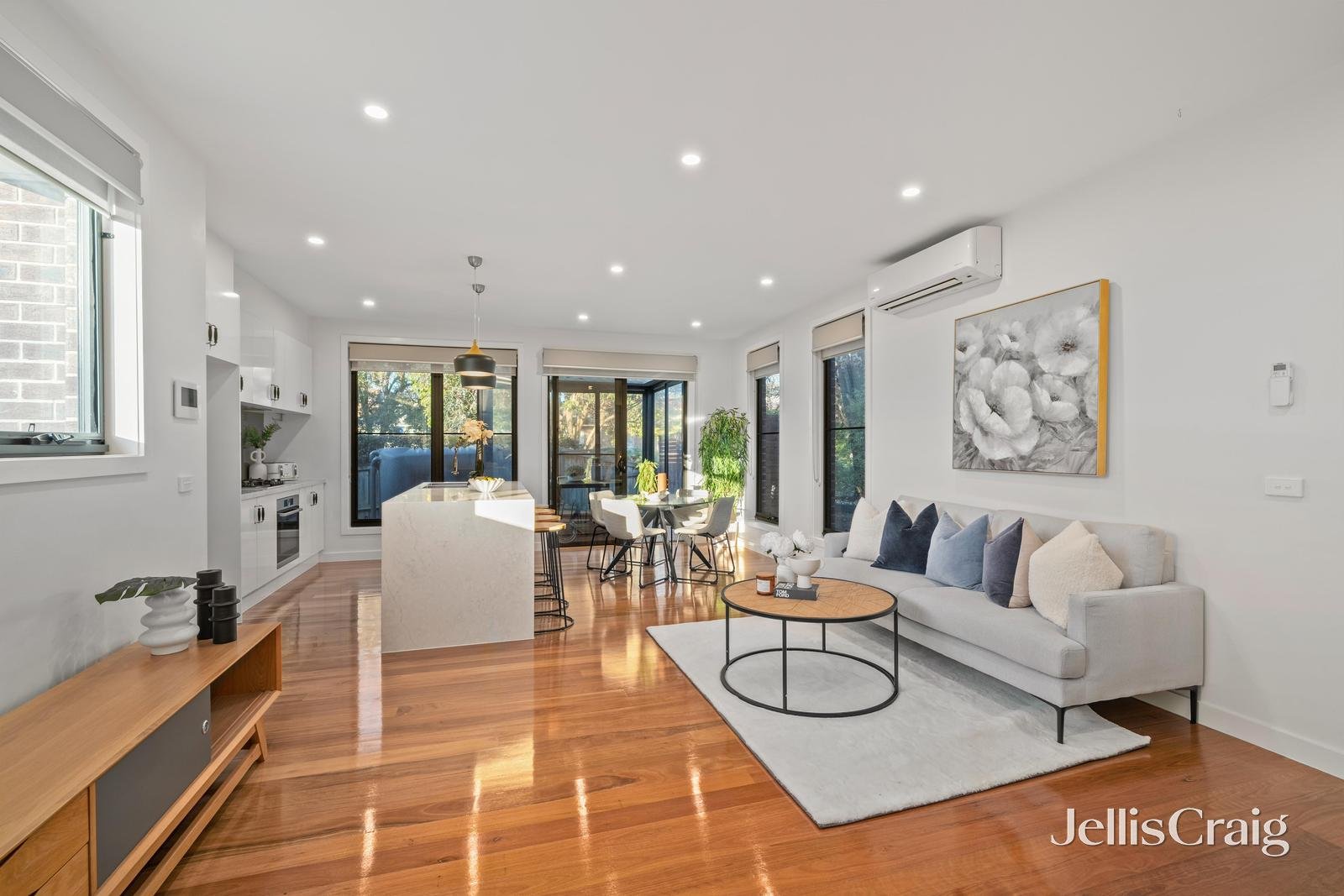 1/71 Peter Street, Box Hill North image 2