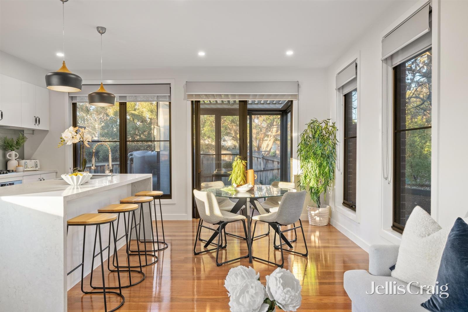 1/71 Peter Street, Box Hill North image 3