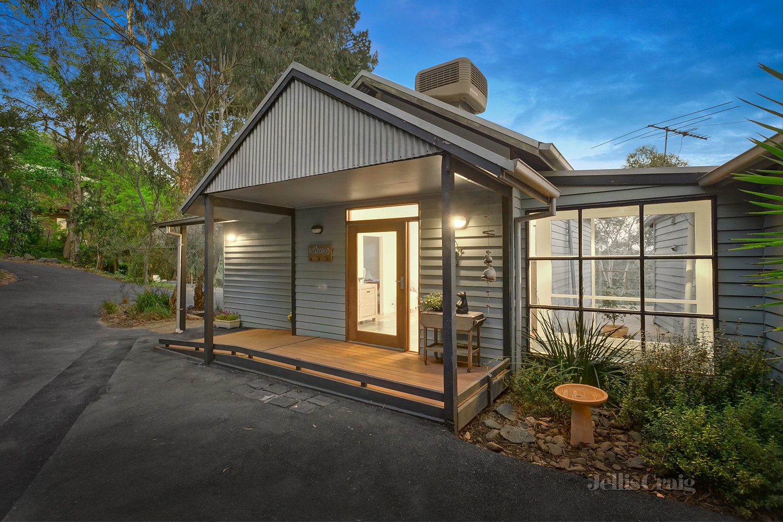 171 Research-Warrandyte Road, North Warrandyte image 9