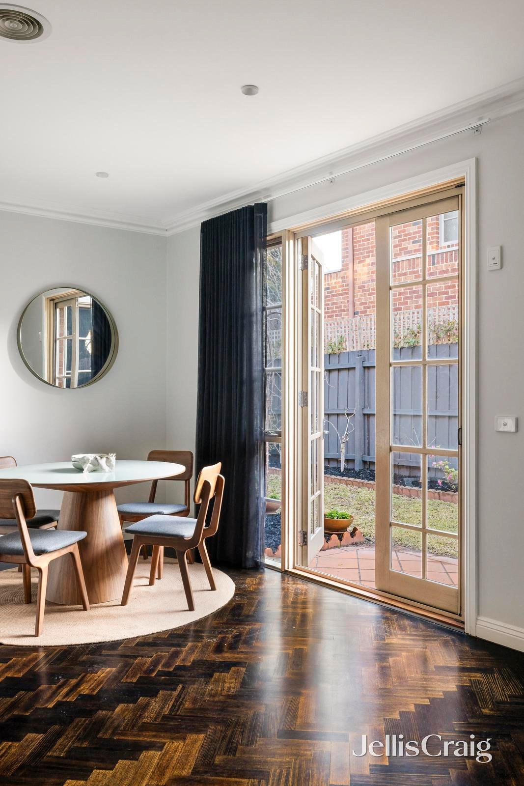 1/71 Wattle Valley Road, Canterbury image 5