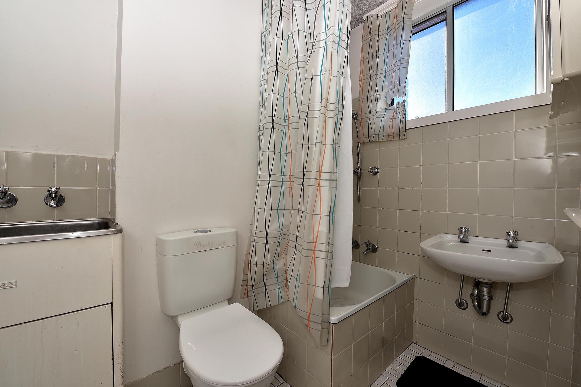 17/113 Burwood Highway, Burwood East image 5