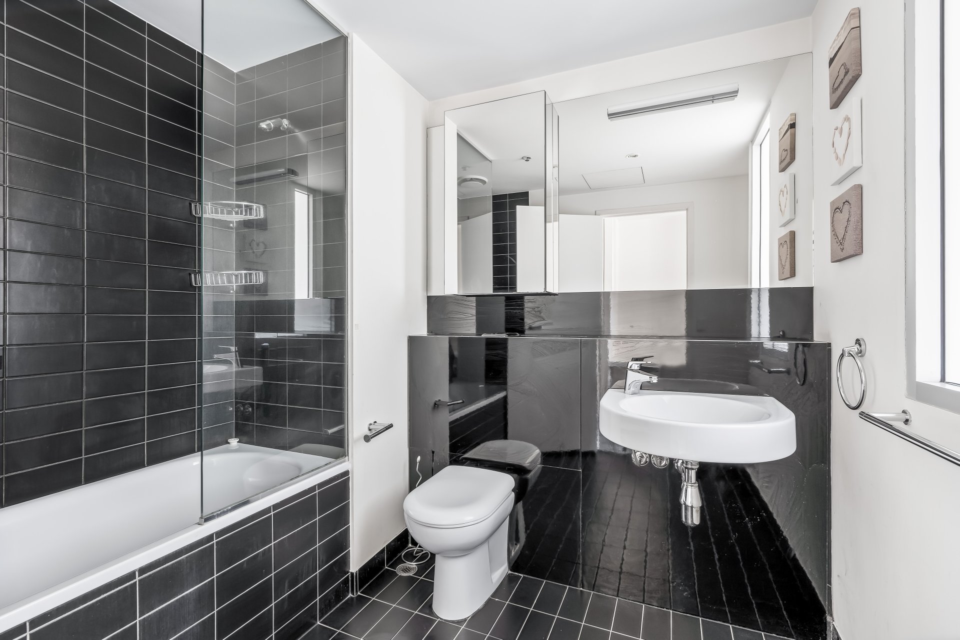 1712/620 Collins Street, Melbourne image 7