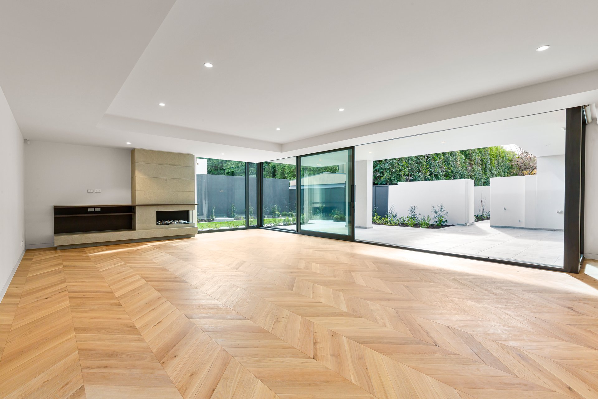Property Gallery Thumbnail 5