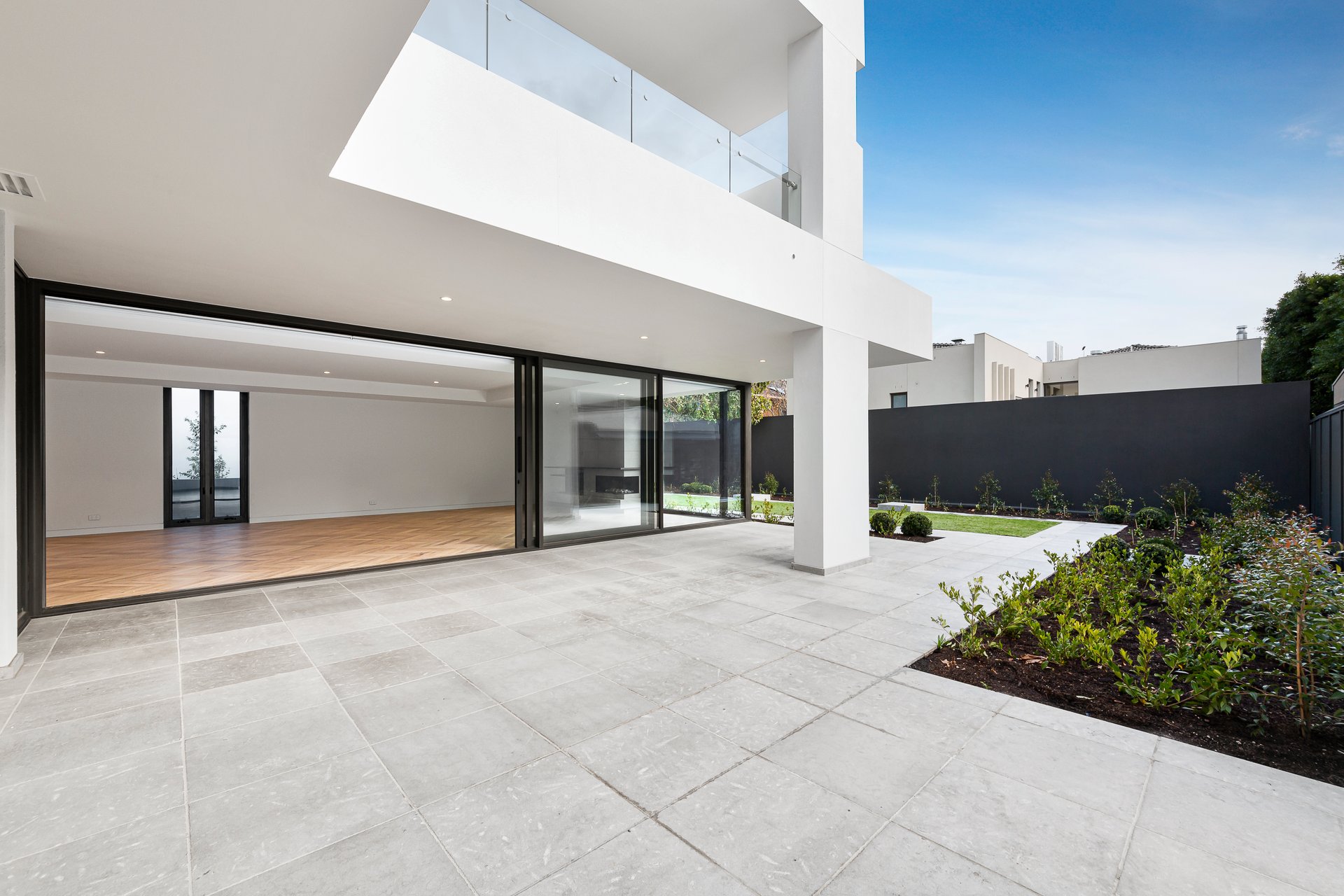 Property Gallery Thumbnail 8