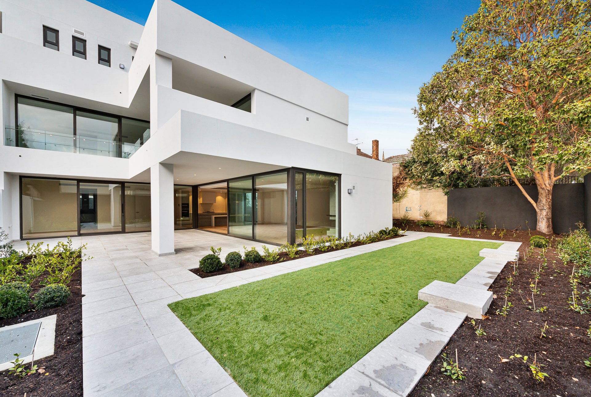 Property Gallery - Main Image