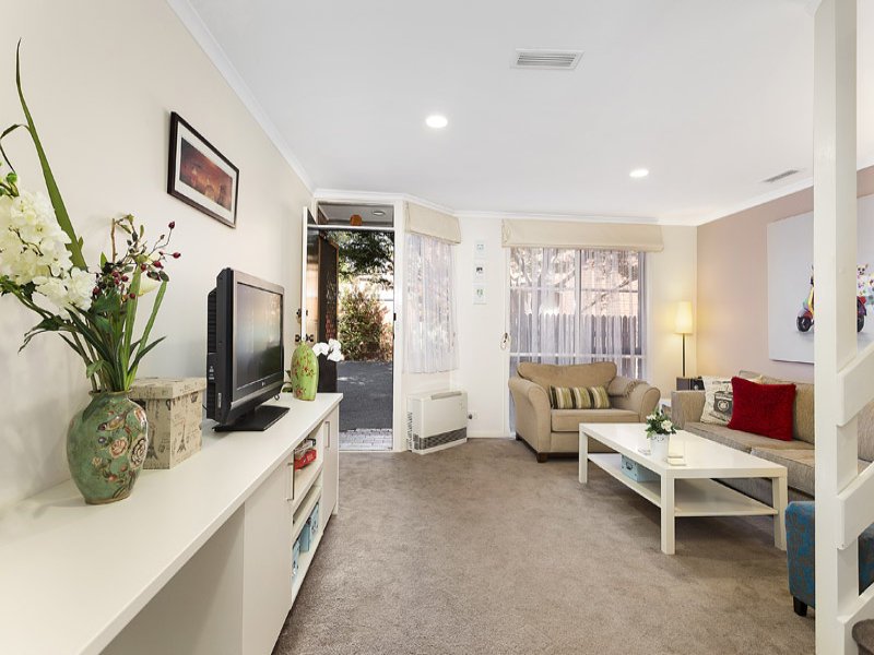 17/16-20 Milton Street, Elwood image 3