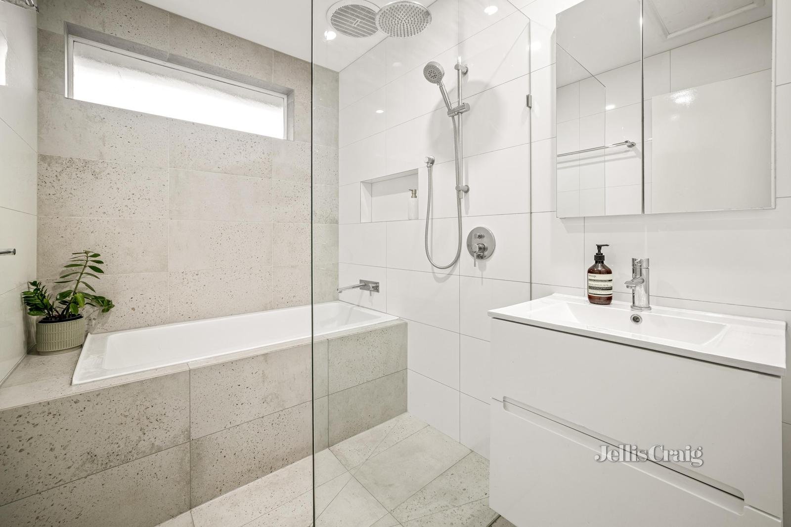 17/18-22 Golden Avenue, Bonbeach image 8