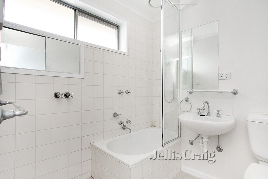17/18 Tongue Street, Yarraville image 5