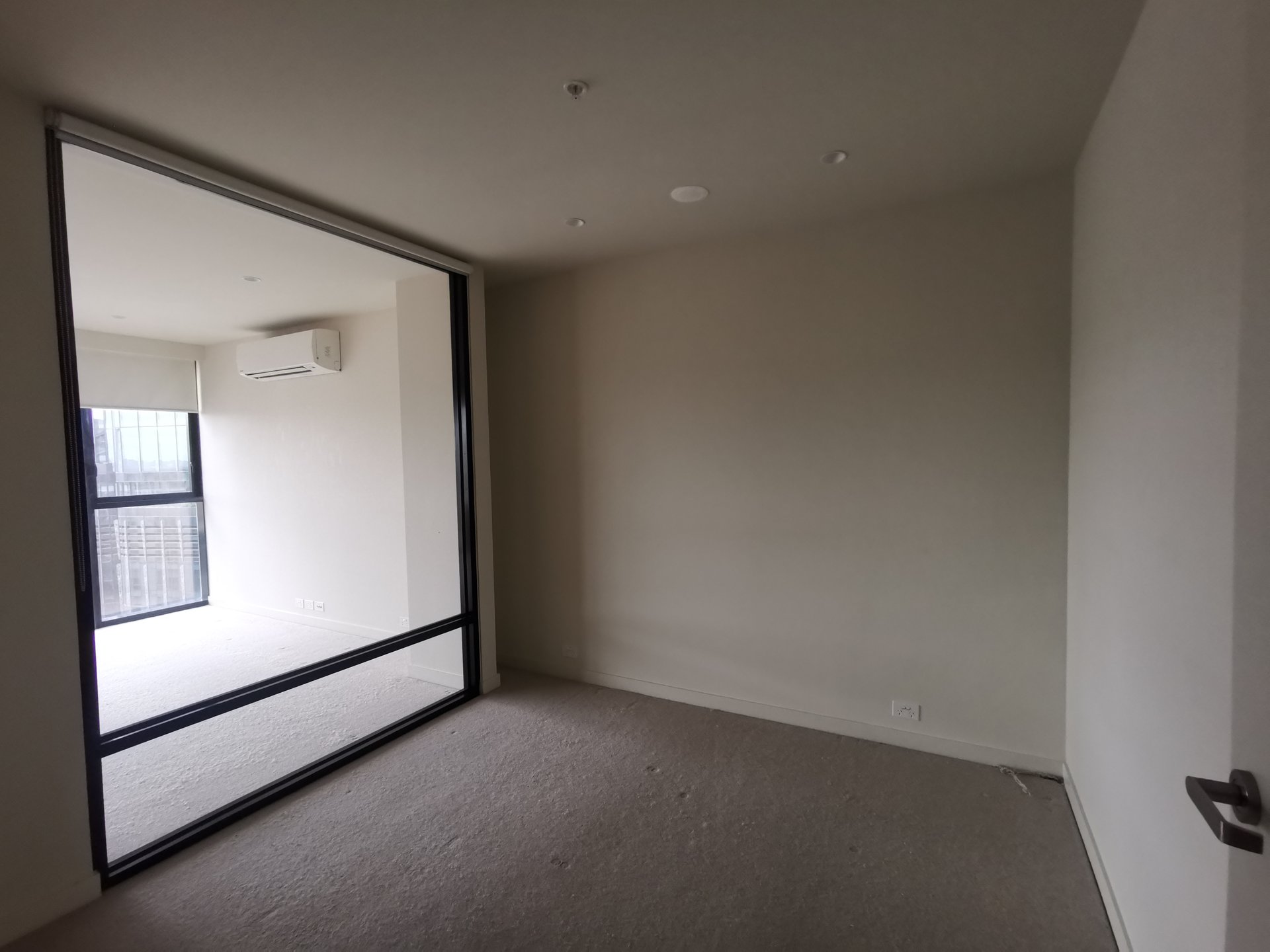Property Gallery Thumbnail 4