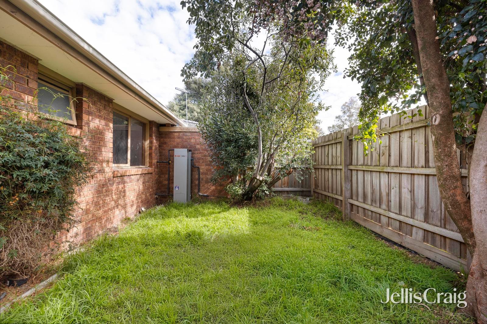 17/2-12 Temple Street, Ashwood image 5