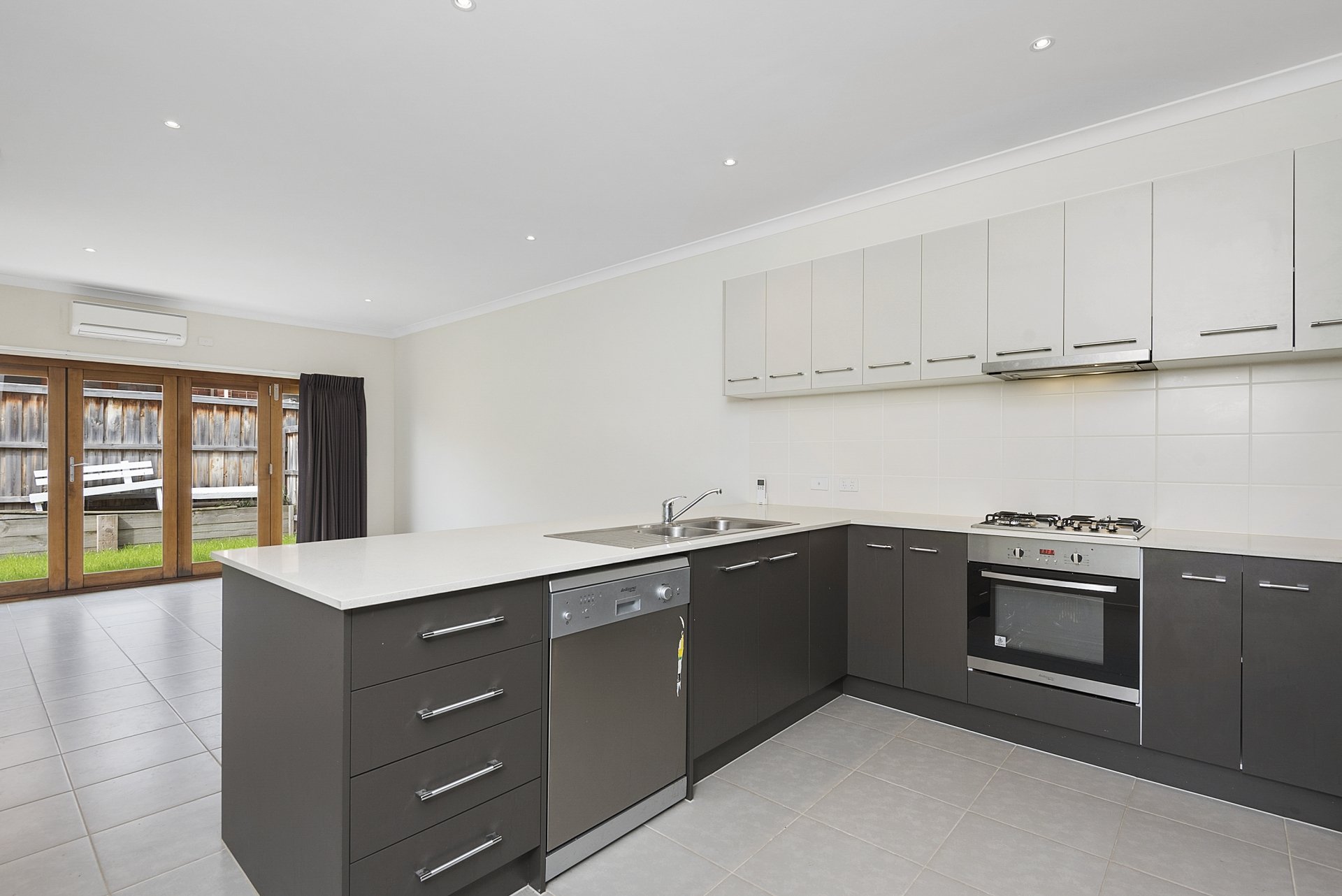 17 / 2-22 Breanne Place Keysborough