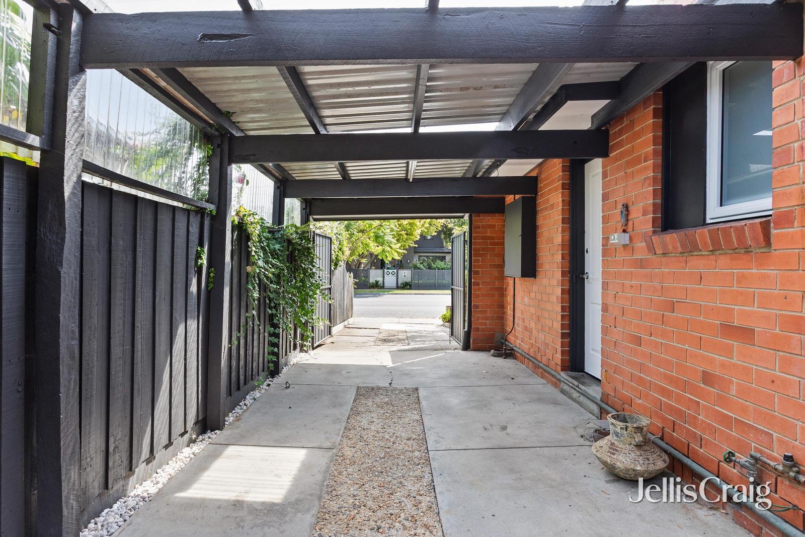 1/72 Holyrood Street, Hampton image 10