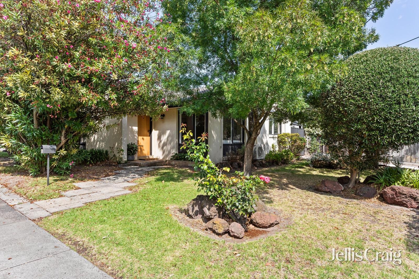 1/72 Holyrood Street, Hampton image 12