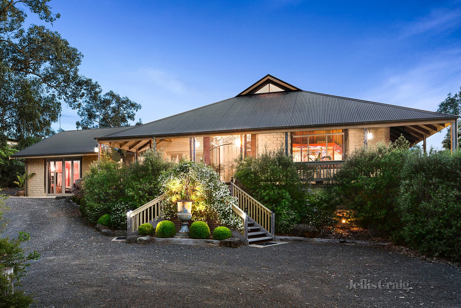 172 Research-Warrandyte Road, Warrandyte image 4