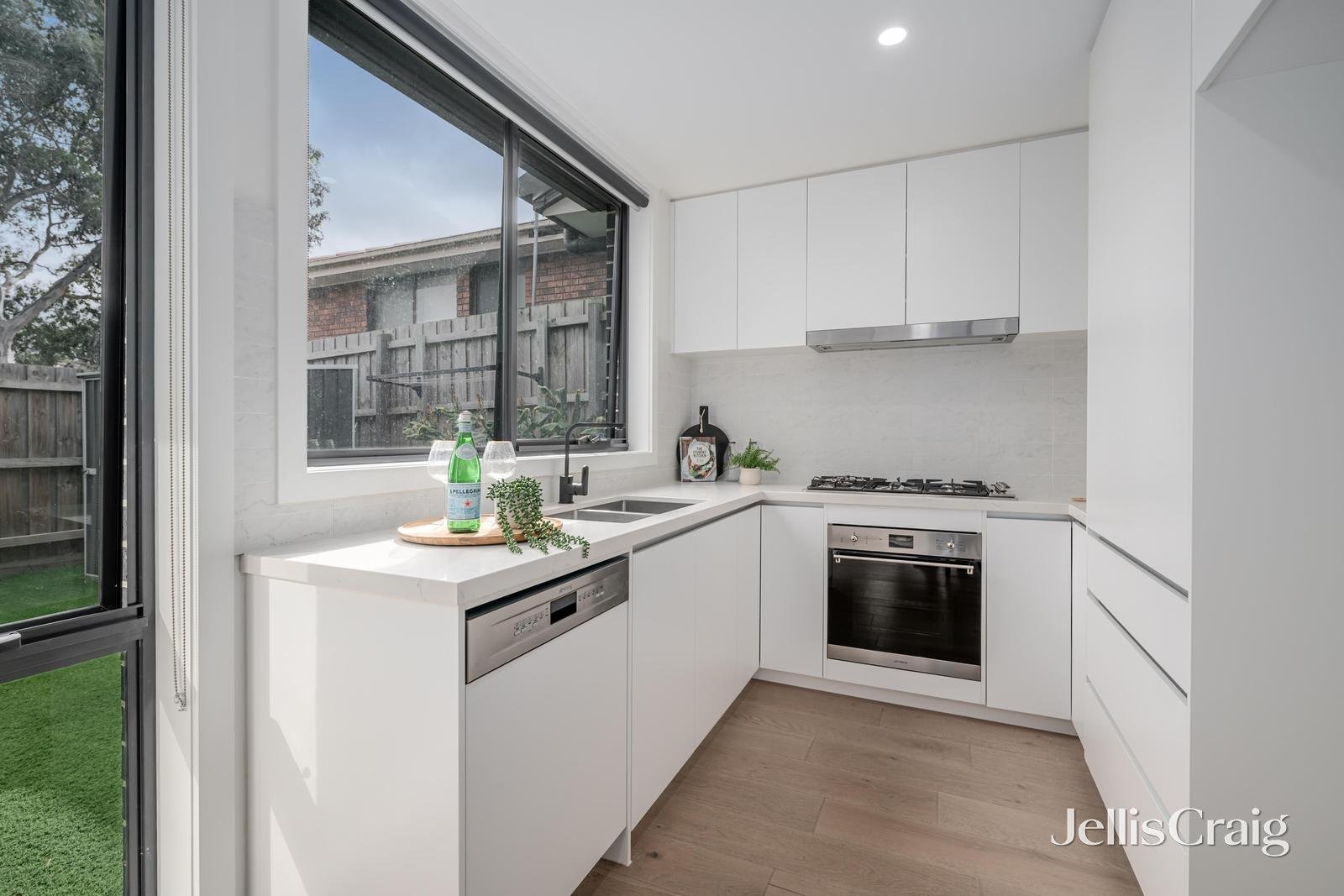 1/72 Talbot Road, Mount Waverley image 4