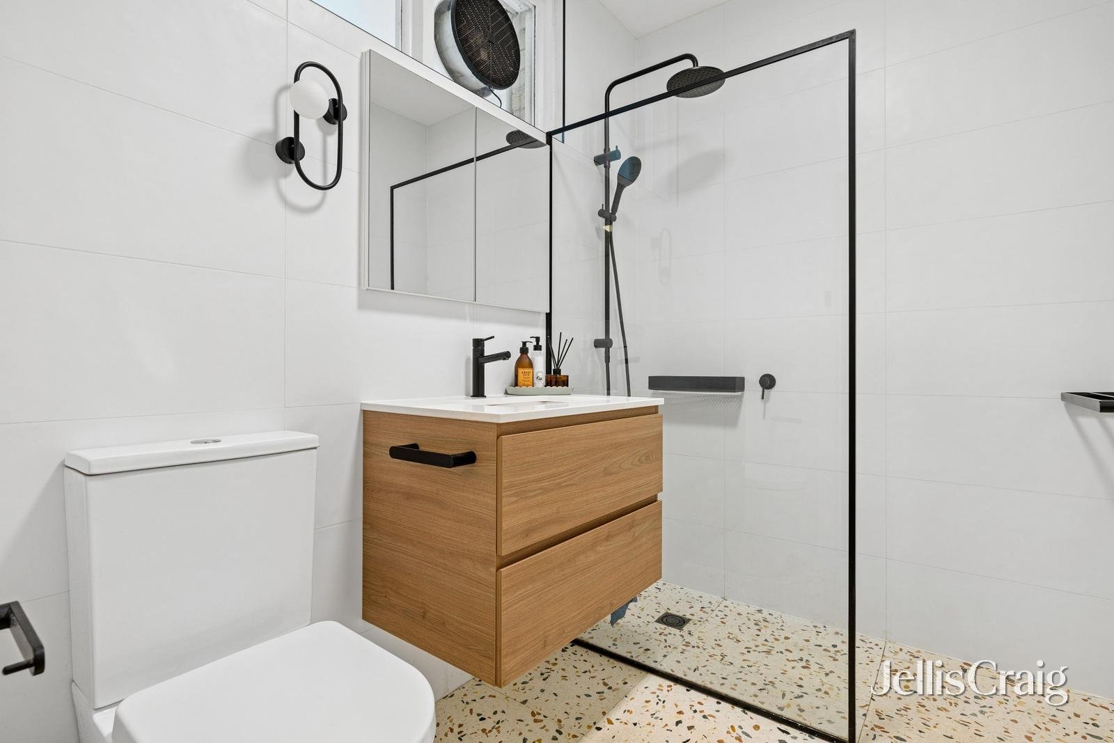 17/20 Shirley Grove, St&nbsp;Kilda&nbsp;East image 8