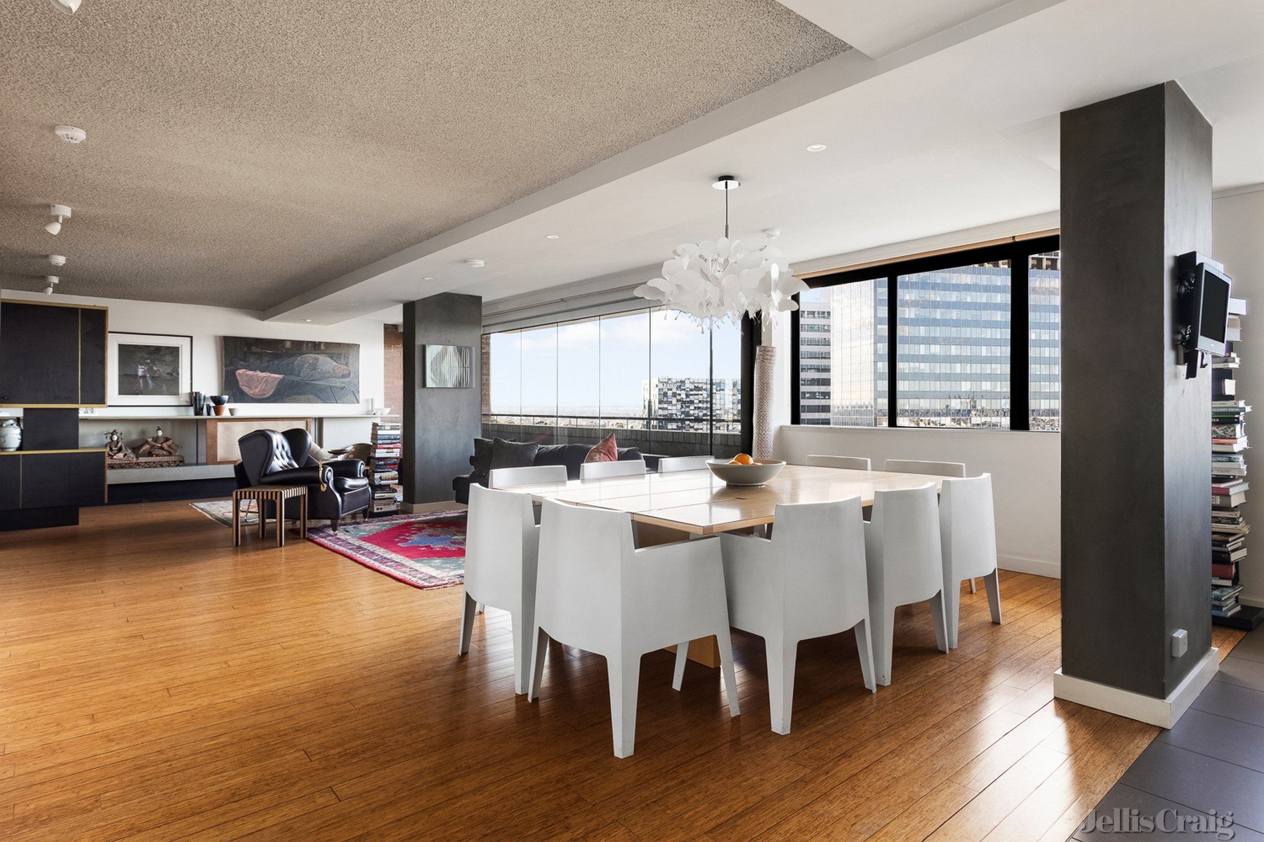 172/201 Spring Street, Melbourne image 2
