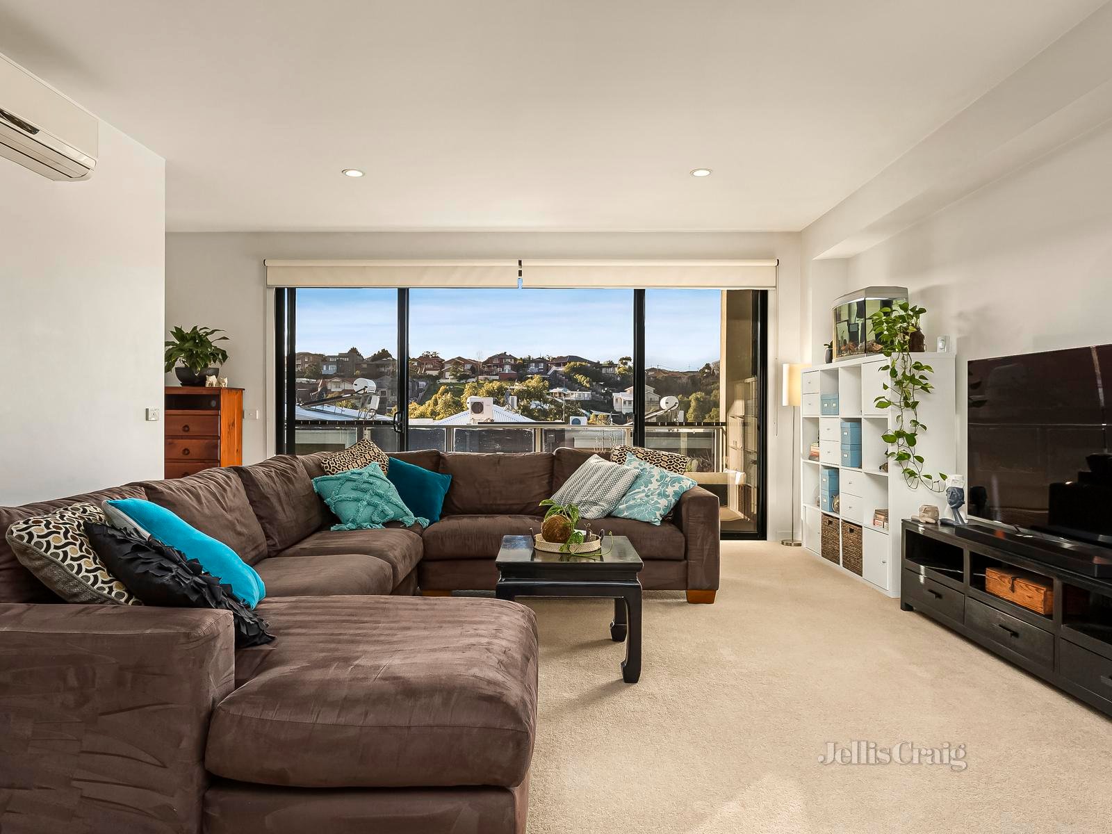 17/24 Craig Street, Keilor East image 2