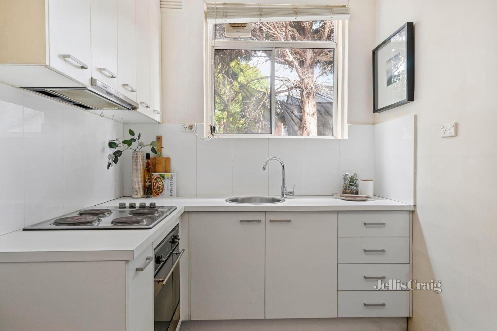 17/247 Heidelberg Road, Northcote image 3