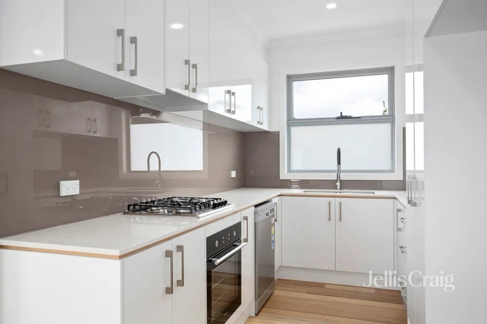 1/73 Boldrewood Parade, Reservoir image 2