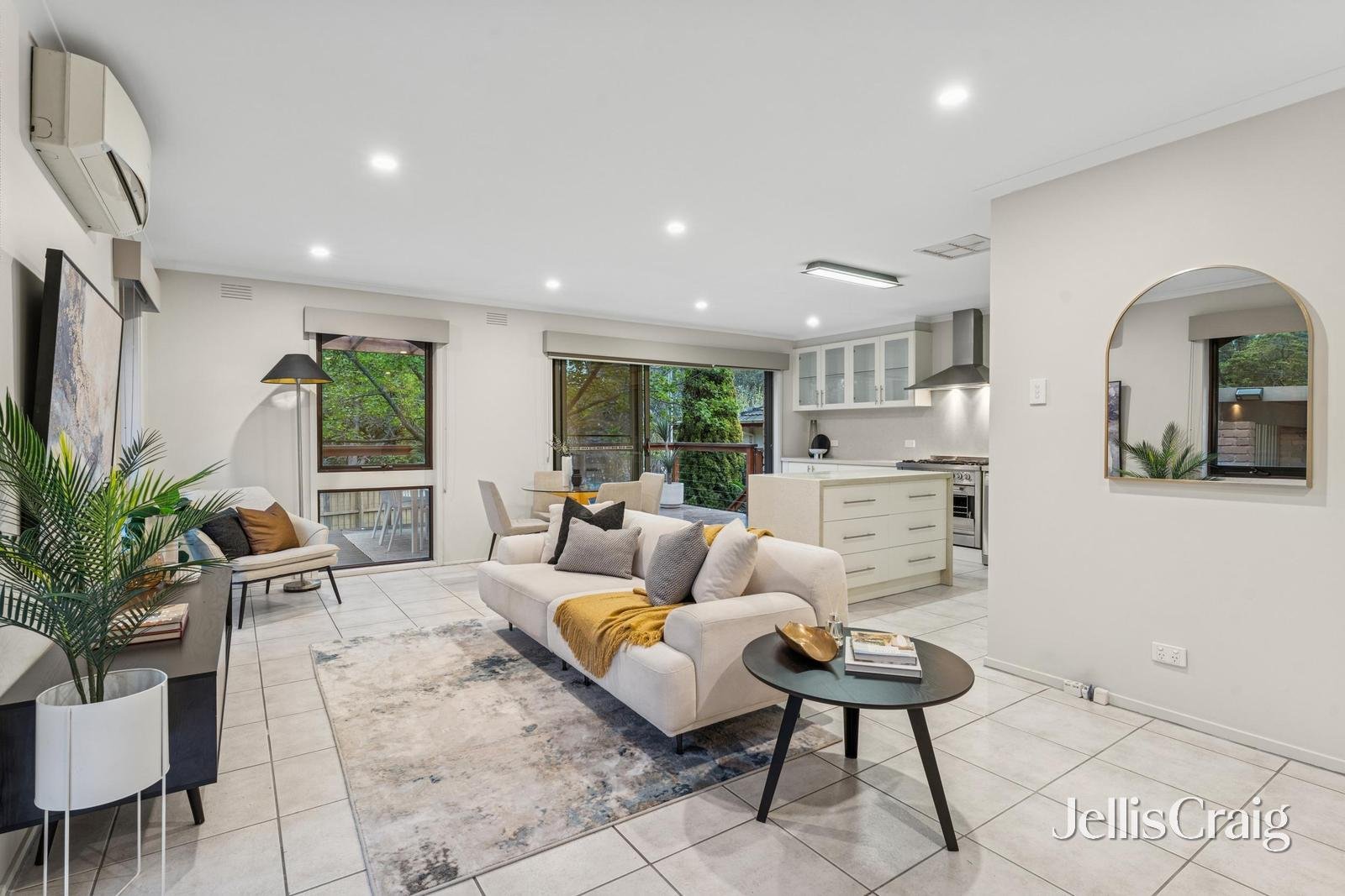173 Cambridge Road, Mooroolbark image 4