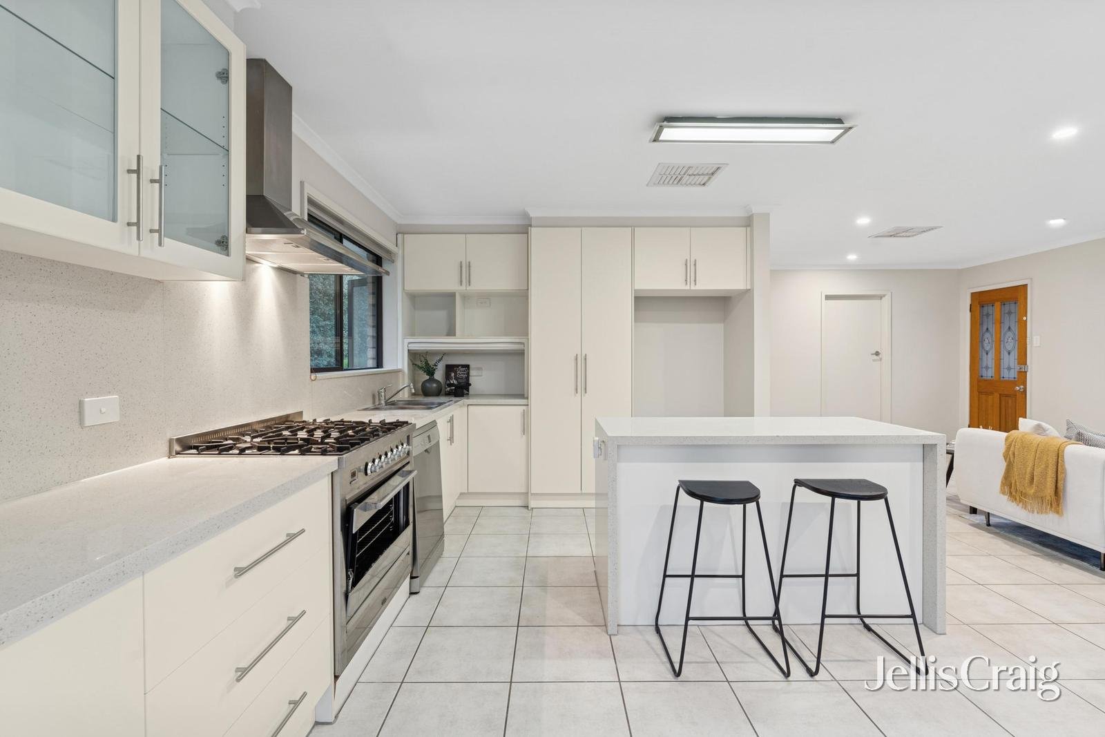 173 Cambridge Road, Mooroolbark image 6