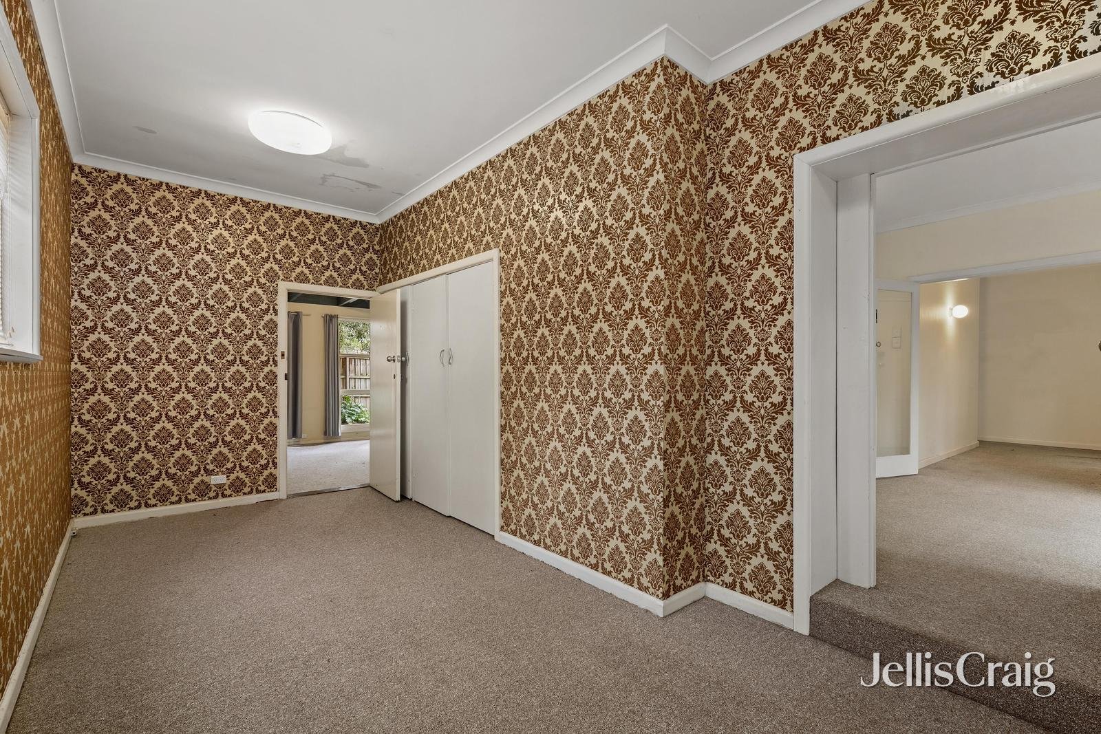 173 Canterbury Road, Blackburn image 5