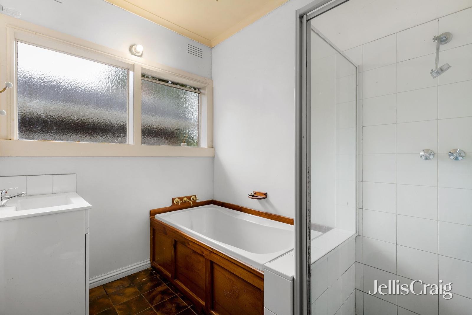 173 Canterbury Road, Blackburn image 7