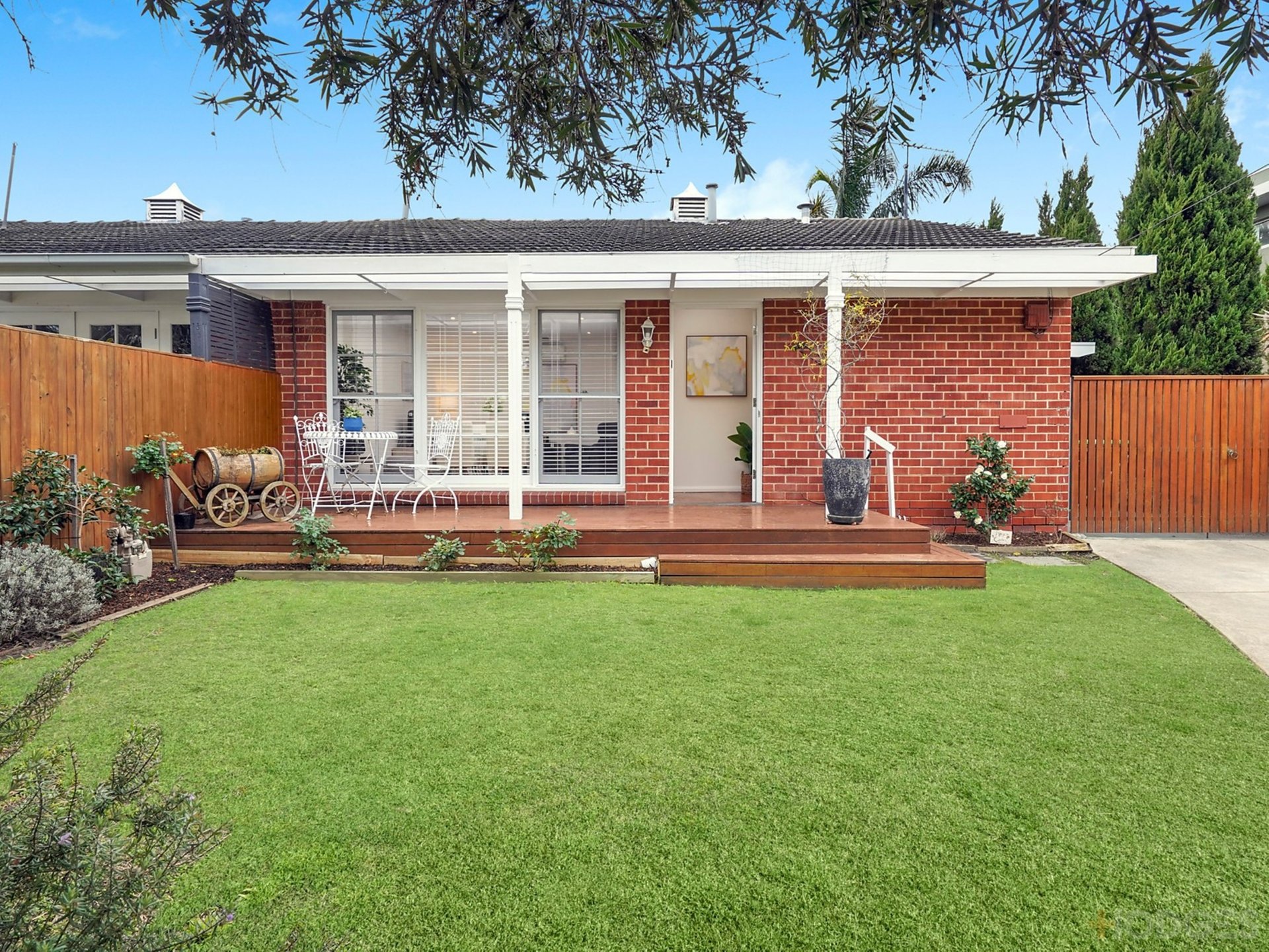 1 / 73 Fourth Street Beaumaris