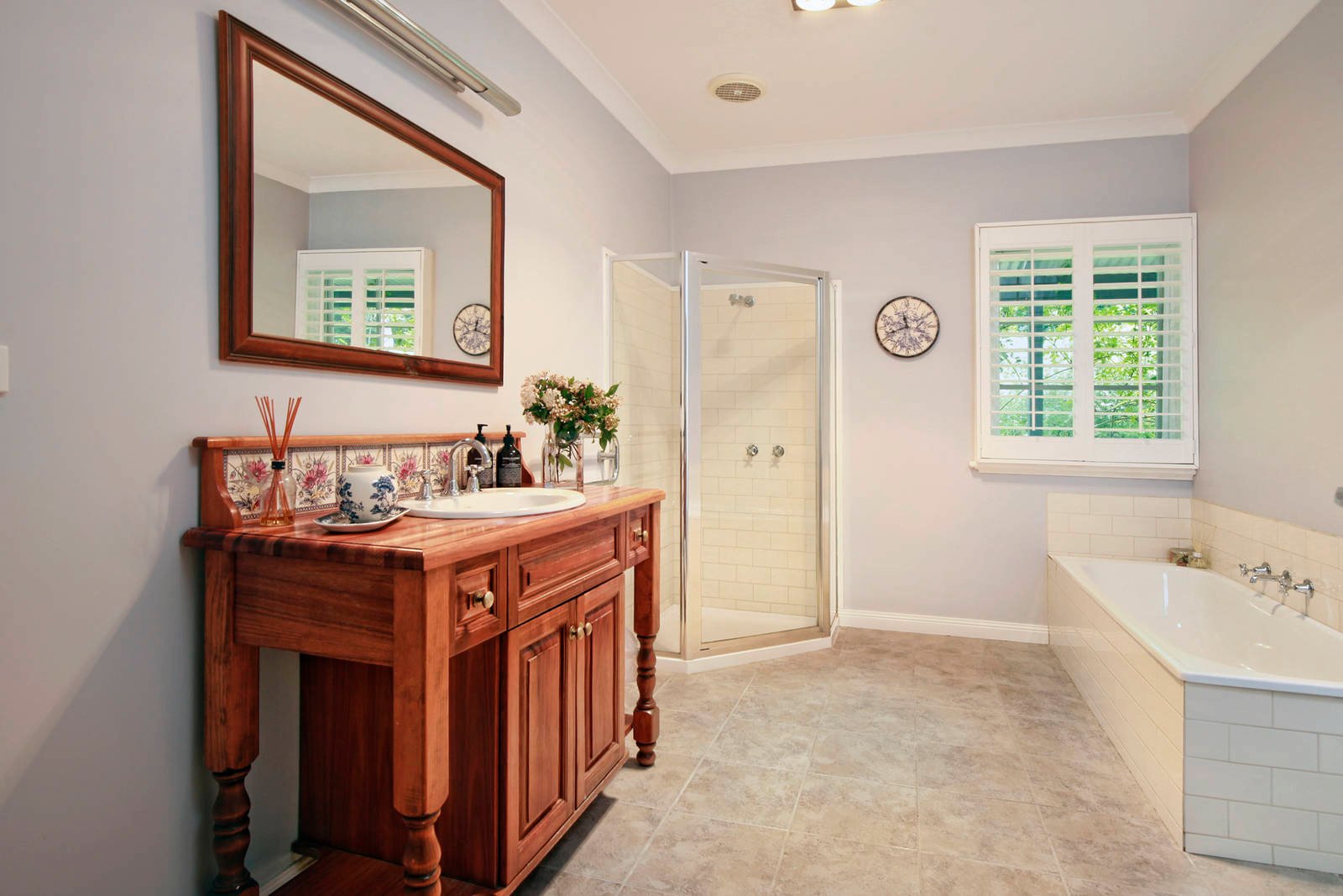 Property Gallery Thumbnail 14