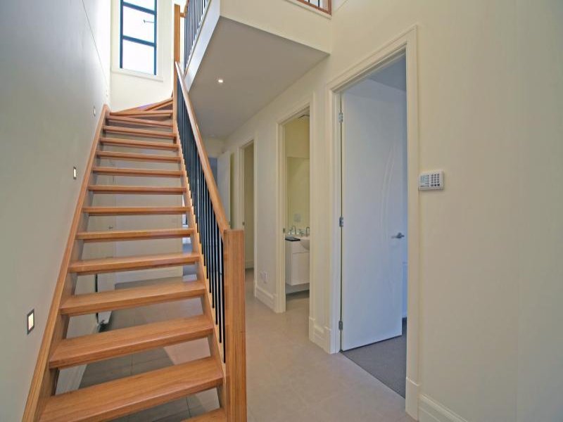 1/731 Canterbury Road, Surrey Hills image 2