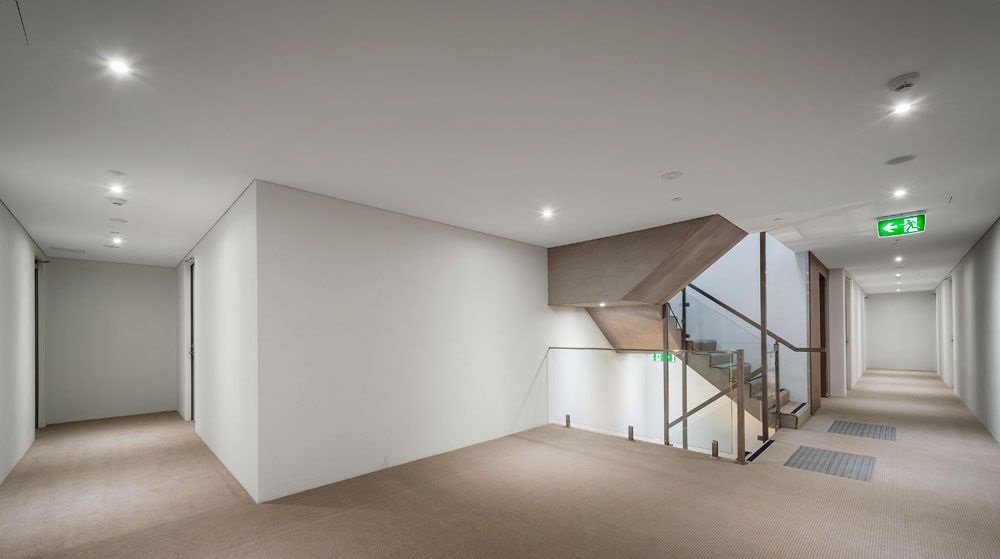 17/316 Manningham Road, Doncaster image 6
