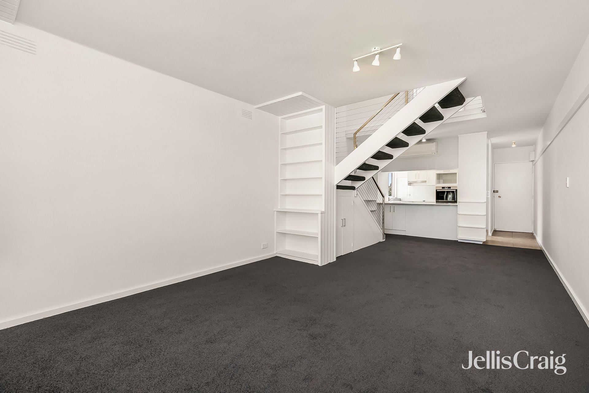 17/321 Beaconsfield Parade, St&nbsp;Kilda&nbsp;West image 3