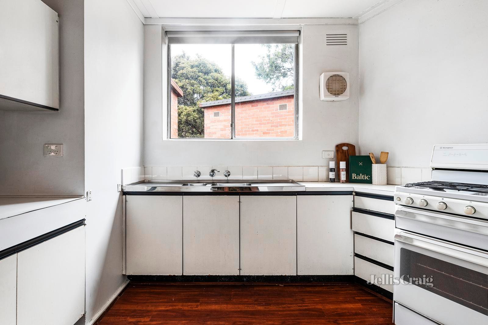 17/342 Dryburgh Street, North Melbourne image 9