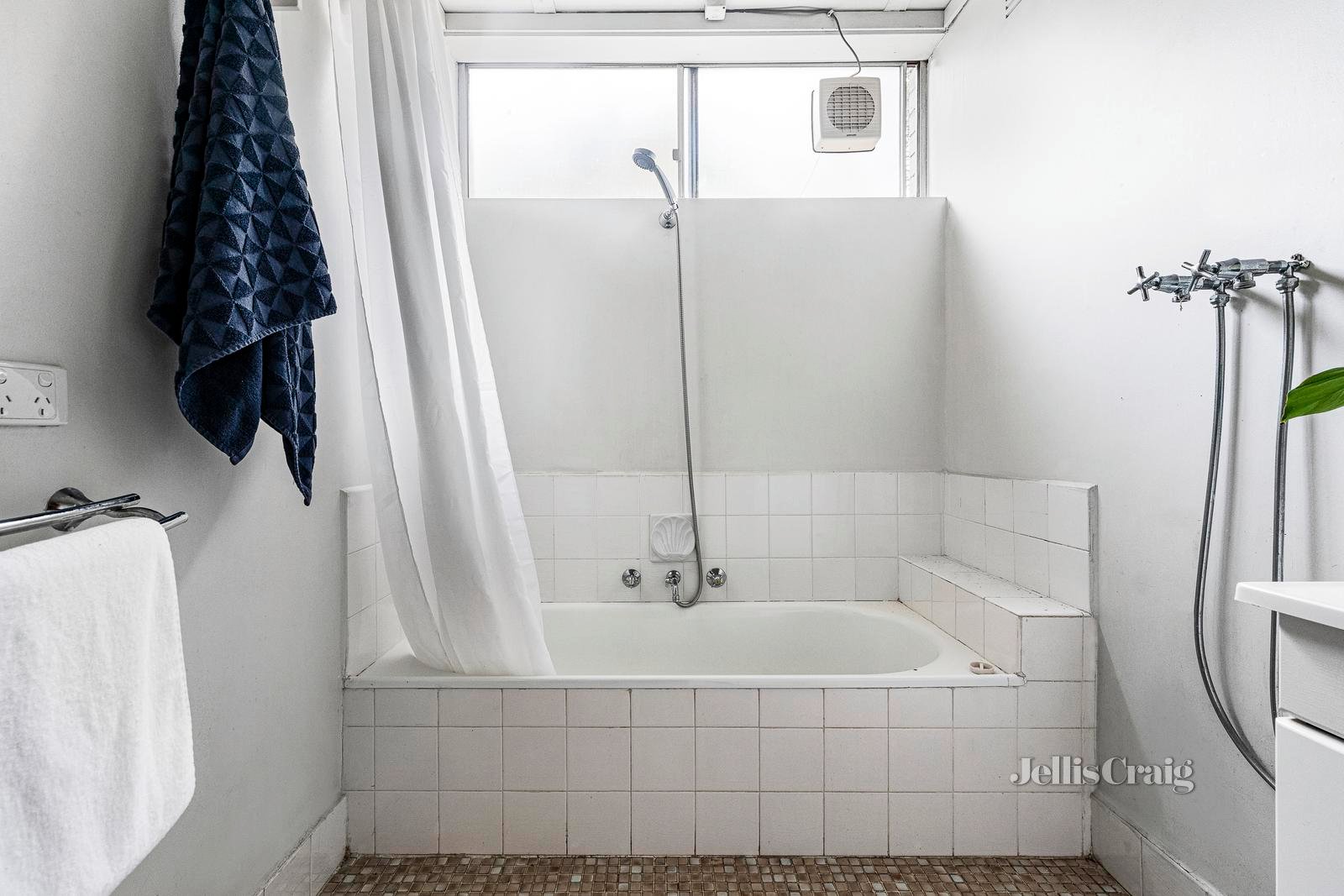 17/342 Dryburgh Street, North Melbourne image 10