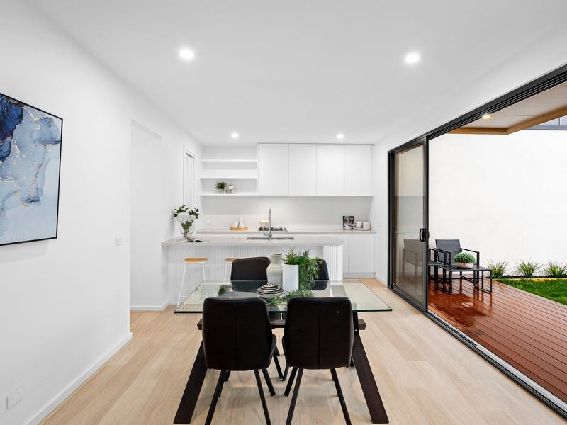 Property Gallery Thumbnail 3