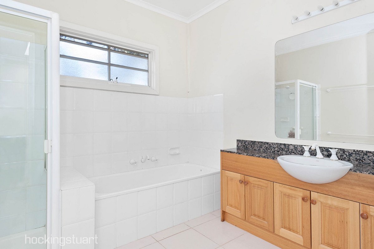 174 Brougham Street, Kew image 9