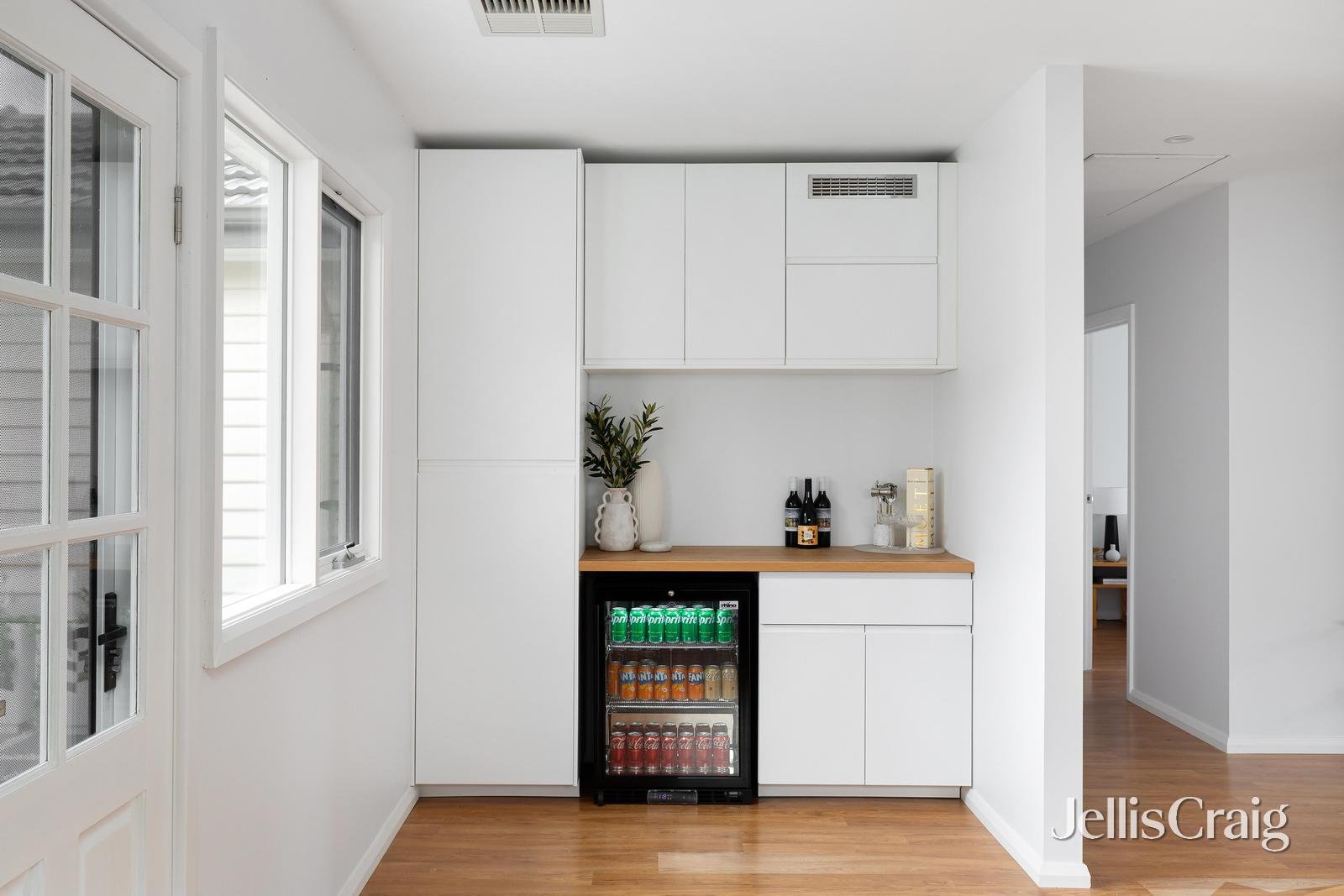 174 Nell Street, Greensborough image 5