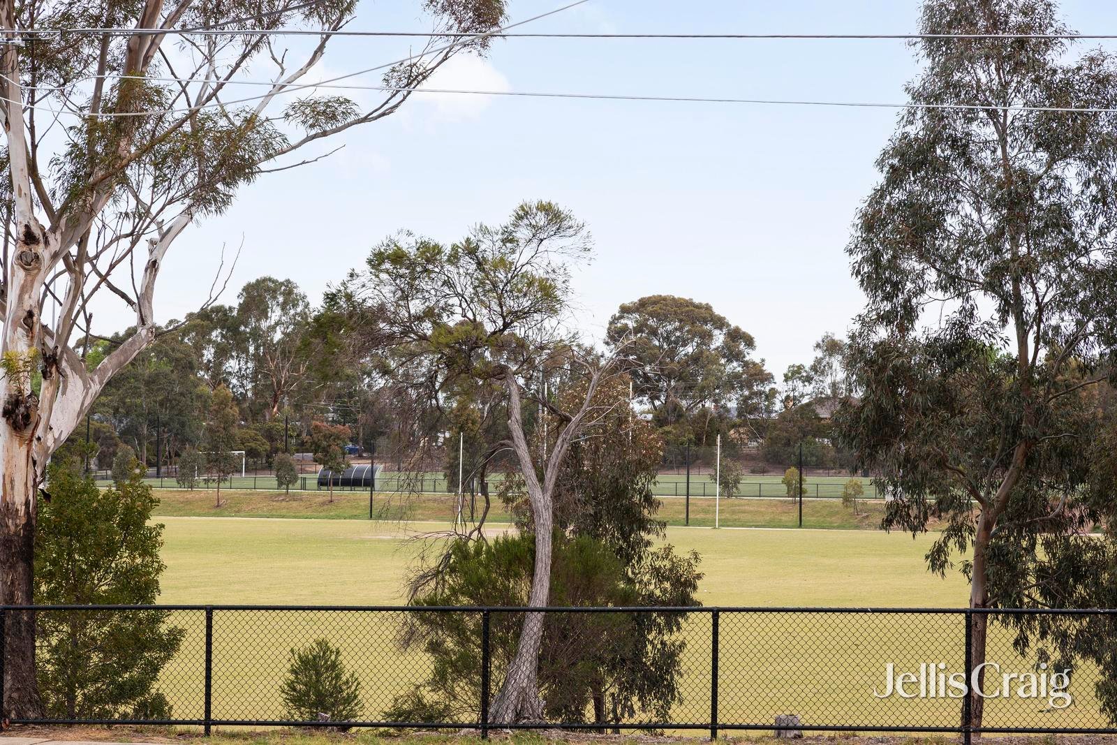 174 Nell Street, Greensborough image 16