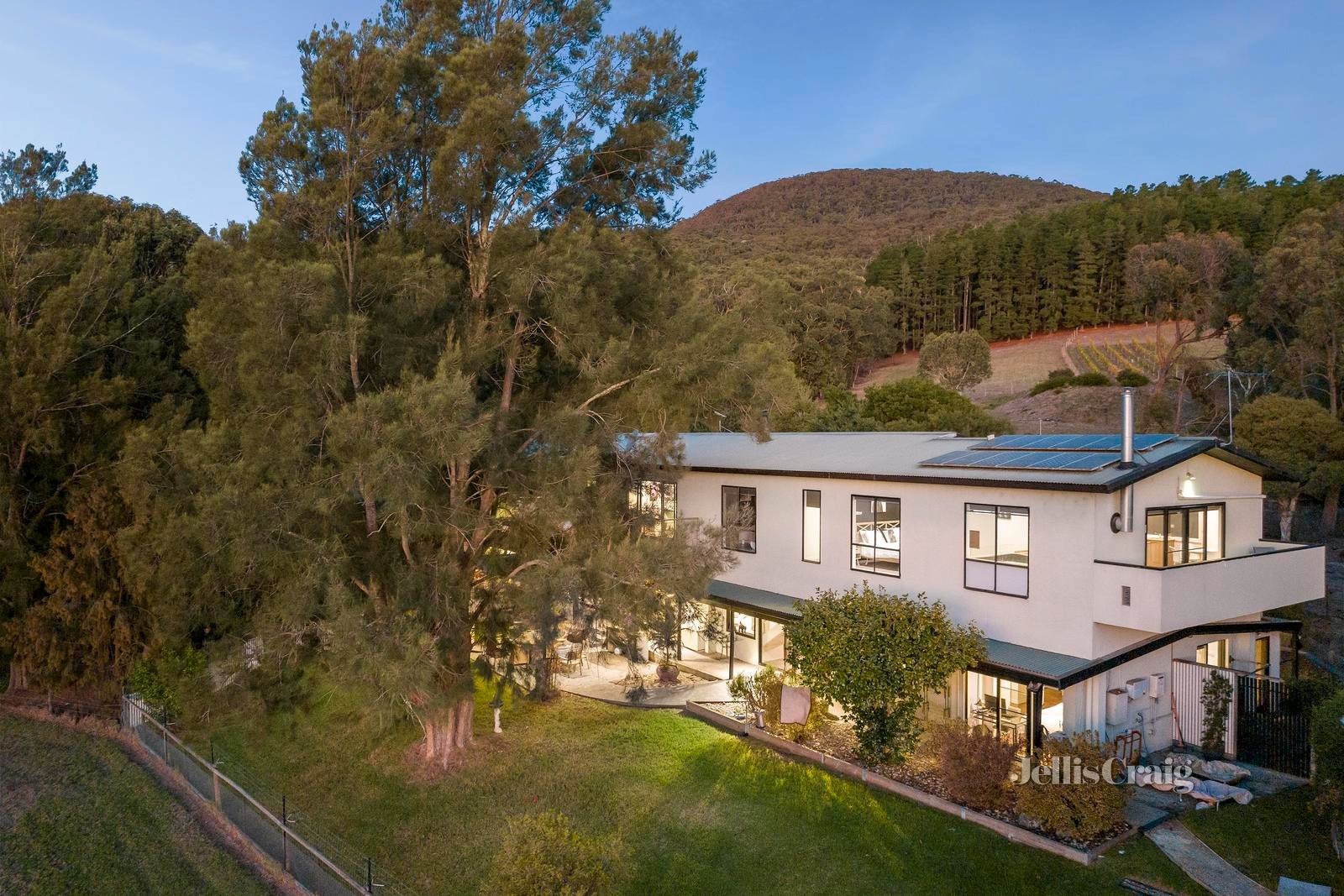 174 Pine Avenue, Badger Creek image 1