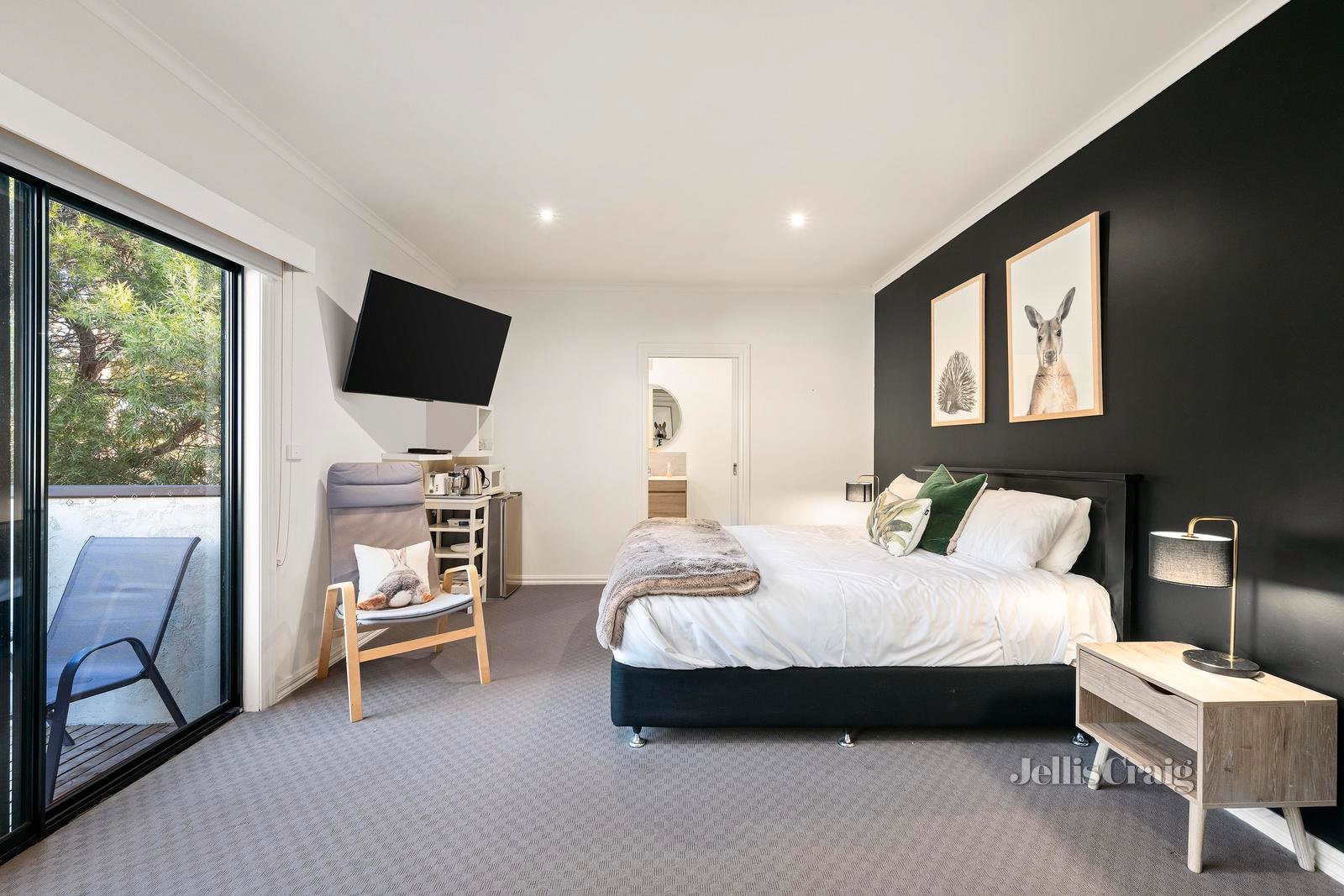 174 Pine Avenue, Badger Creek image 14