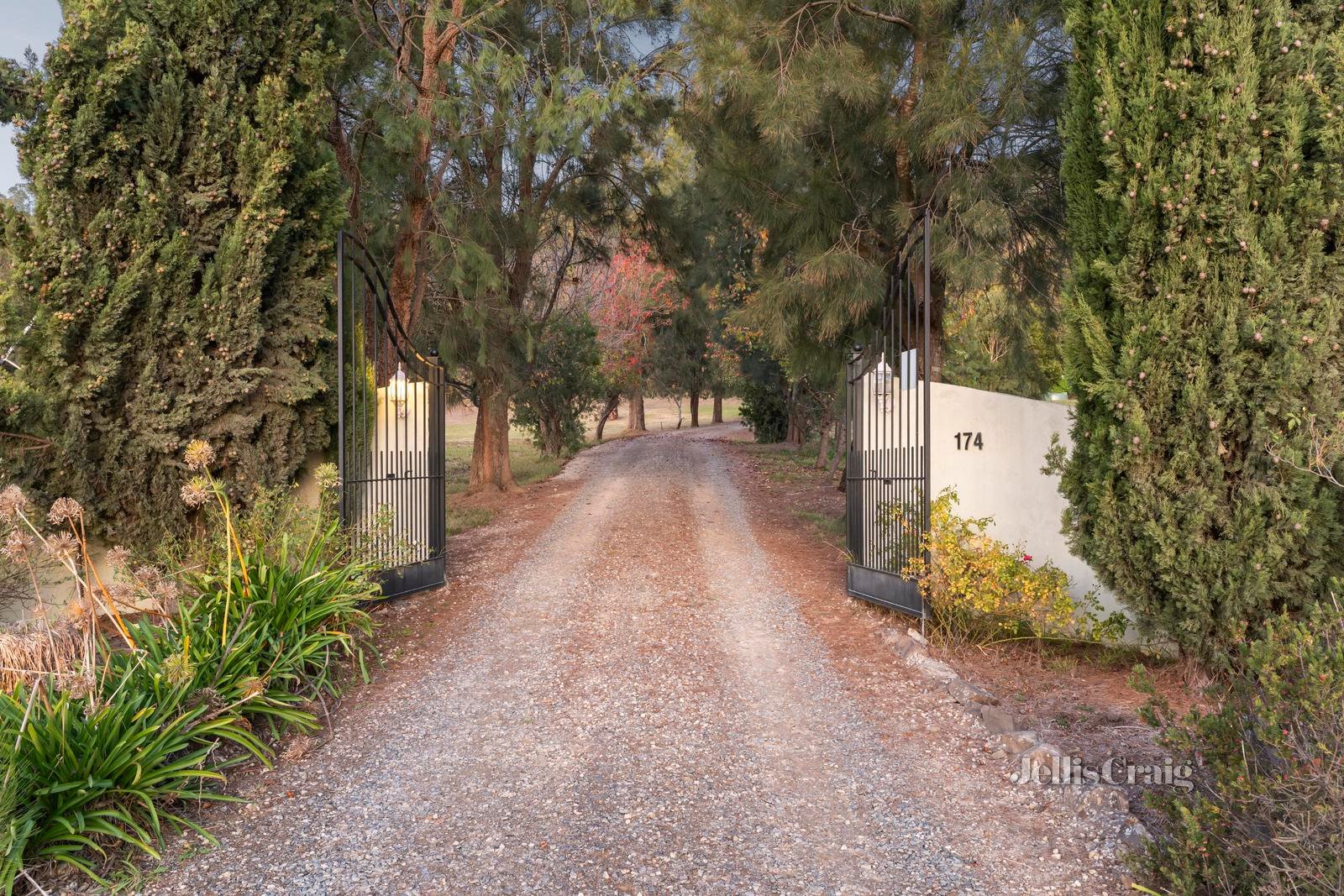 174 Pine Avenue, Badger Creek image 29