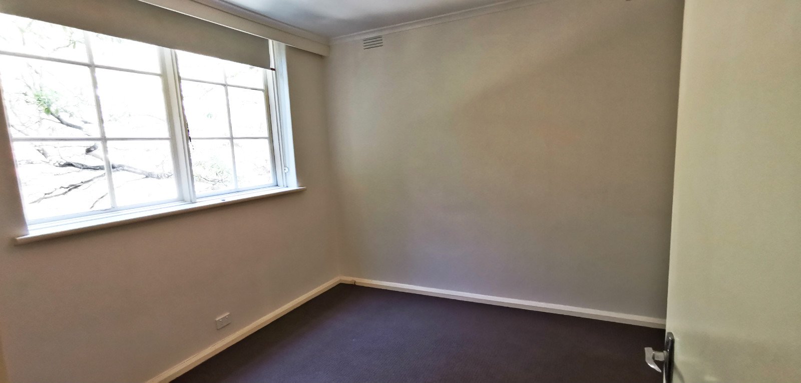 Property Gallery Thumbnail 5