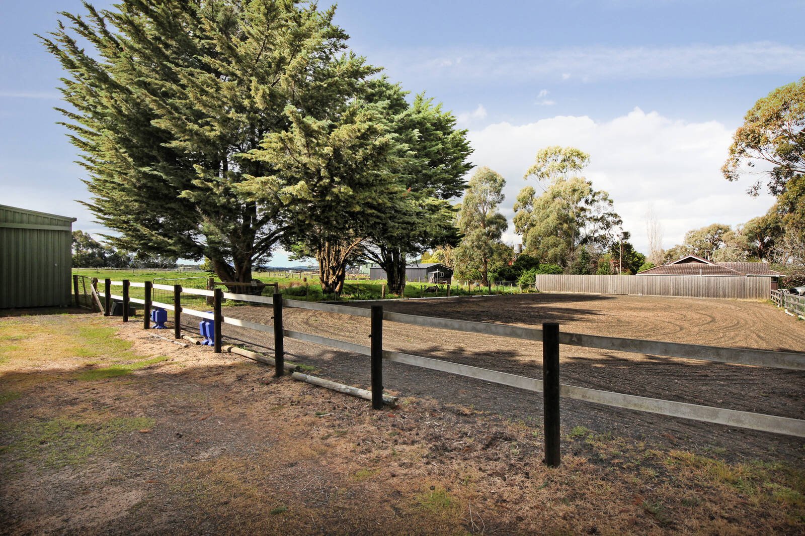 Property Gallery Thumbnail 13