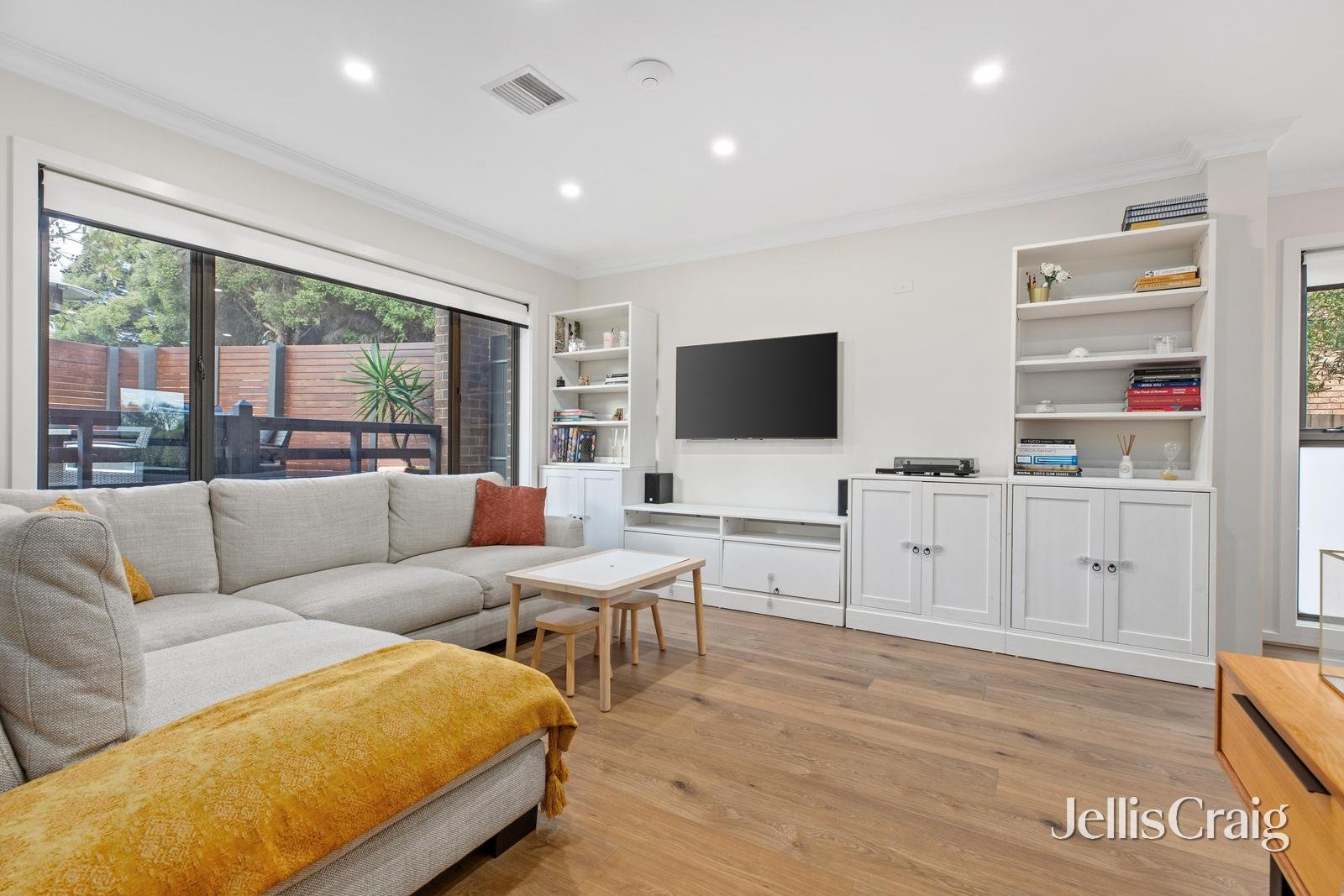 1/75 Atkinson Street, Templestowe image 6