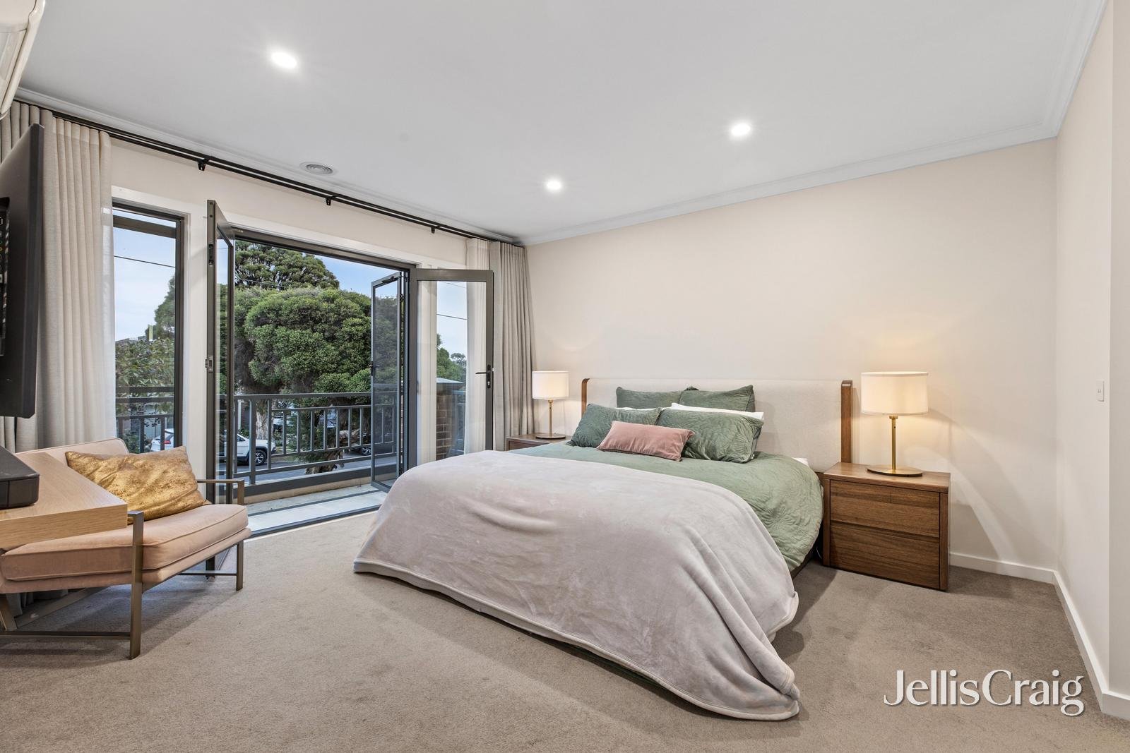 1/75 Atkinson Street, Templestowe image 7