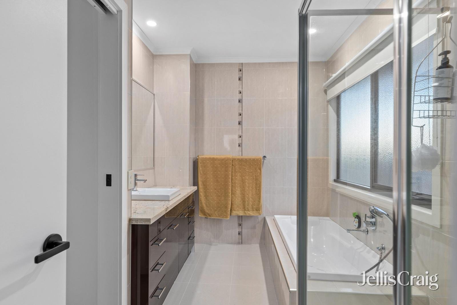 1/75 Atkinson Street, Templestowe image 11