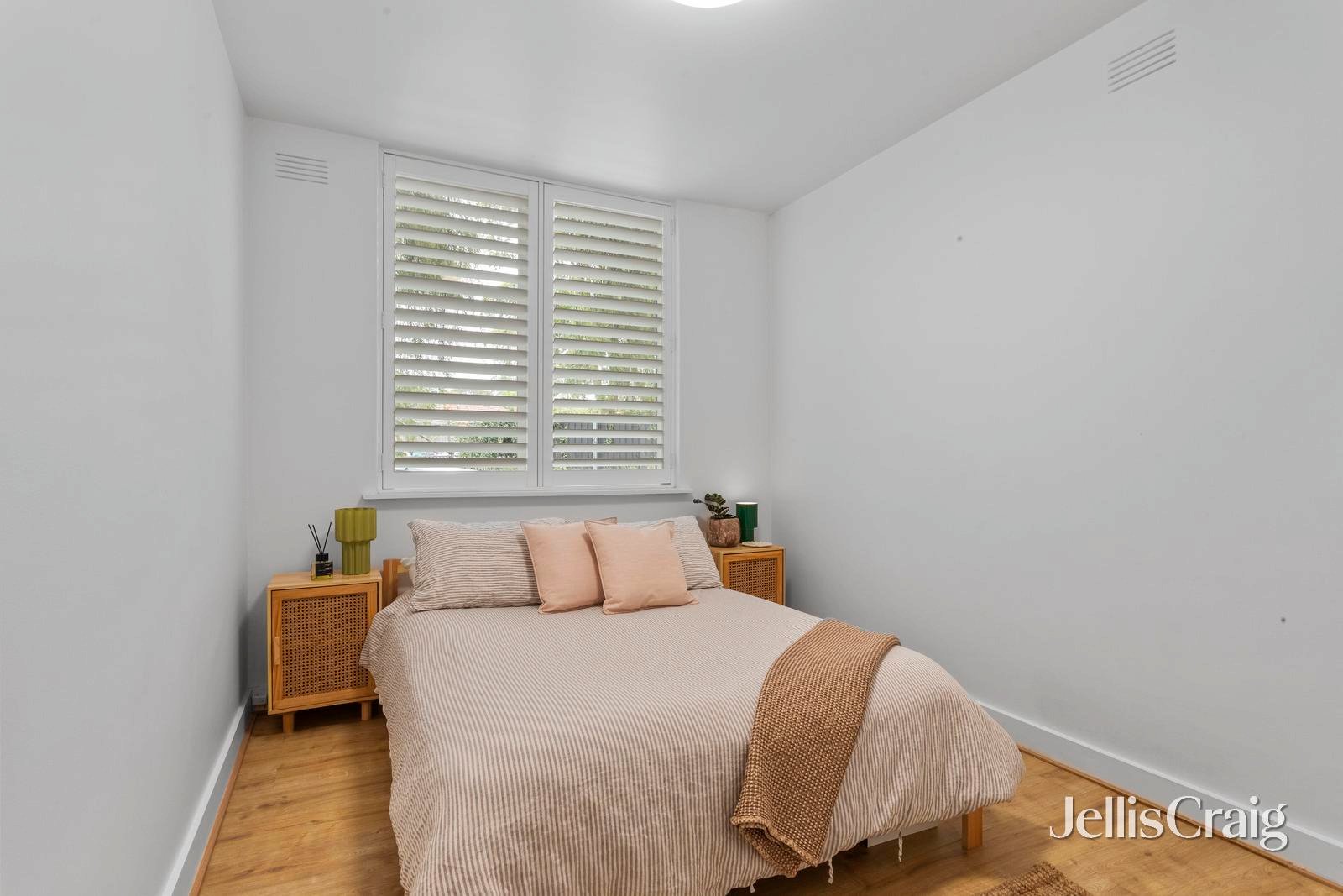 1/75 Denham Street, Hawthorn image 7