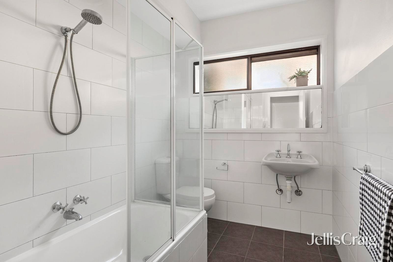 1/76 Bent Street, Moonee&nbsp;Ponds image 7