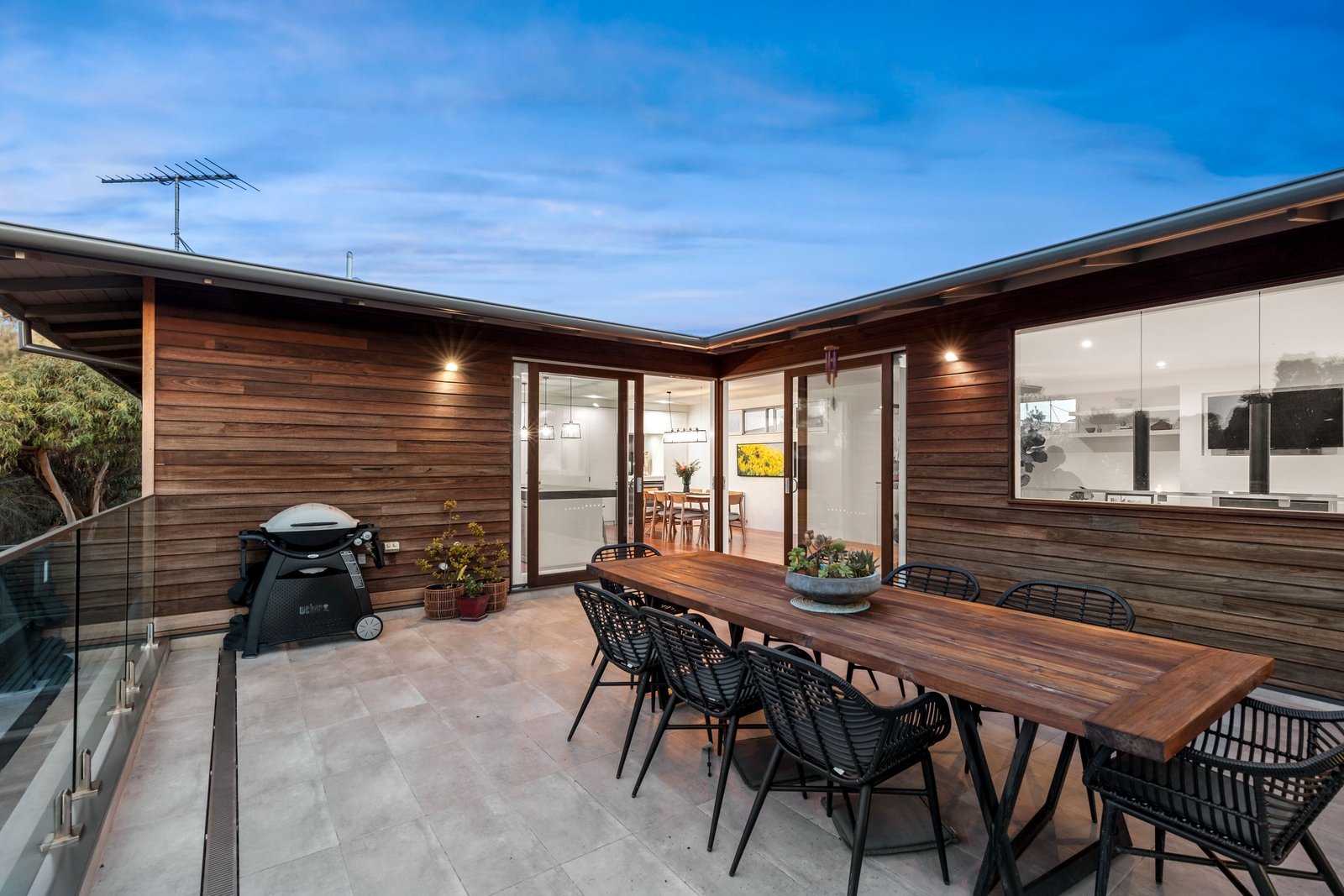 Property Gallery Thumbnail 12